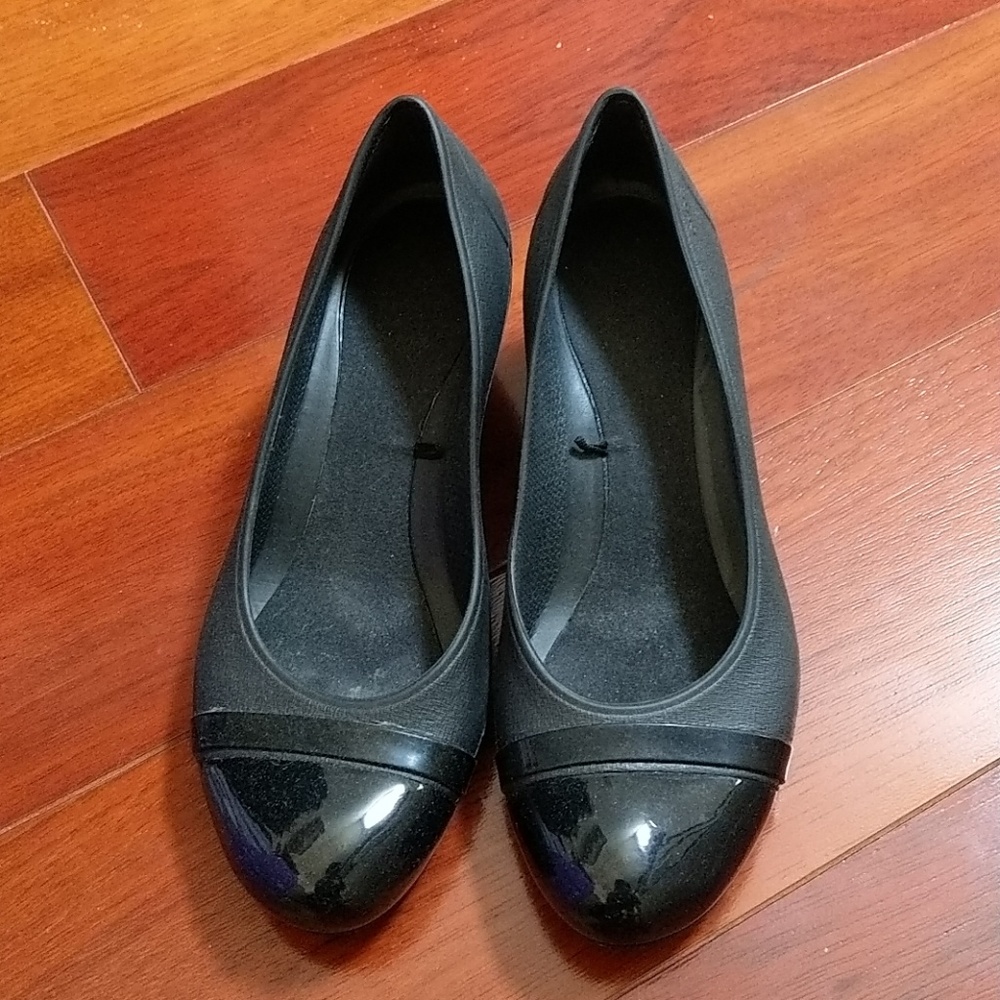Crocs Black Cap Toe Wedge Shoes